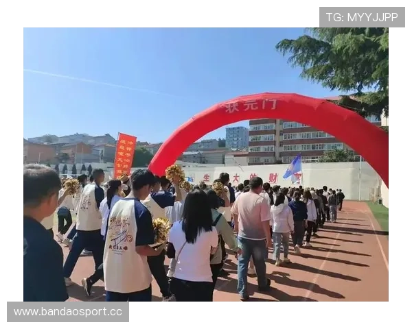 考生们，携梦想起航，共同迈向成功的跃龙门之旅