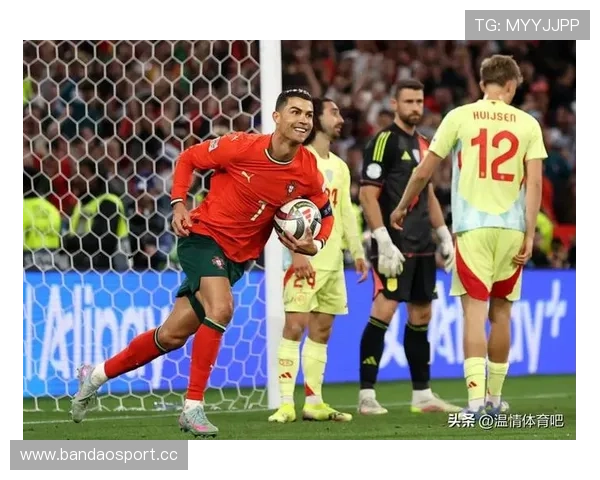 C罗自曝孩子认同西班牙故意给西班牙加油逗他生气趣事引热议网络 C罗自曝孩子认同西班牙故意给西班牙加油逗他生气趣事引热议网络