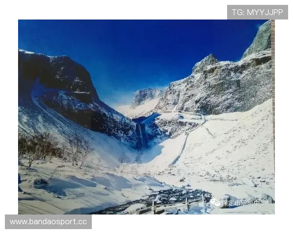 在场摄影记者用瞬间见证时代一举拿下国际新闻摄影大奖的荣耀时刻